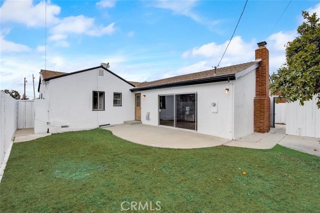 3 Bed Home for Sale in Hawthorne, California