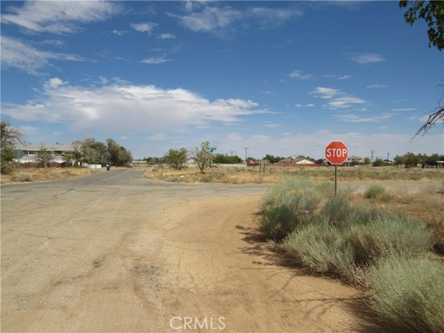 Detail Gallery Image 1 of 12 For 0 203-084-12-01-5 Catalpa Ave, California City,  CA 93505 - – Beds | – Baths