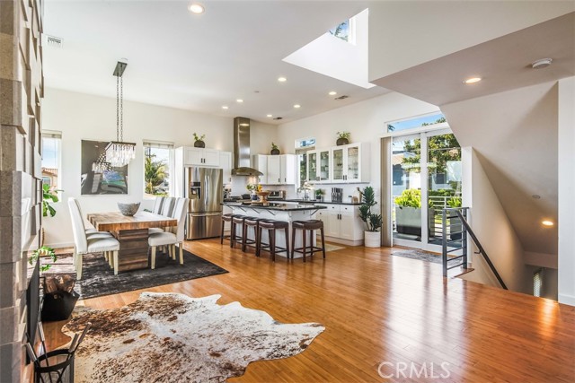 2122 Harriman Lane, Redondo Beach, California 90278, 3 Bedrooms Bedrooms, ,1 BathroomBathrooms,Residential,Sold,Harriman,SB21082053