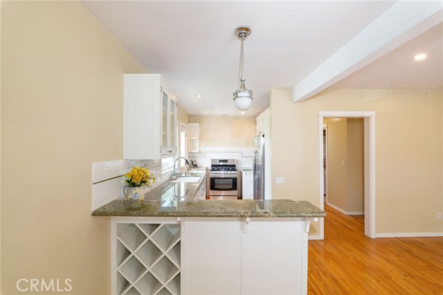 613 19th Street, Manhattan Beach, California 90266, 3 Bedrooms Bedrooms, ,2 BathroomsBathrooms,Residential,Sold,19th,SB19216606