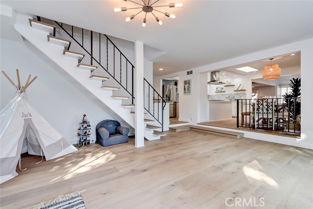 2101 Chestnut Avenue, Manhattan Beach, California 90266, 3 Bedrooms Bedrooms, ,2 BathroomsBathrooms,Residential,Sold,Chestnut,SB20213029