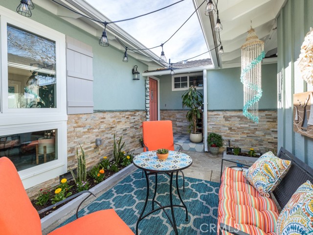 4930 Elmdale Drive, Rolling Hills Estates, California 90274, 3 Bedrooms Bedrooms, ,2 BathroomsBathrooms,Residential,Sold,Elmdale,SB21022123