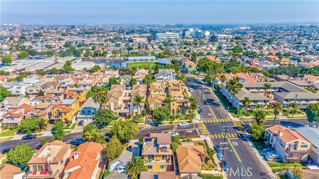 603 Juanita Avenue, Redondo Beach, California 90277, 4 Bedrooms Bedrooms, ,1 BathroomBathrooms,Residential,Sold,Juanita,SB20232273