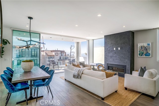 221 1st Street, Manhattan Beach, California 90266, 3 Bedrooms Bedrooms, ,3 BathroomsBathrooms,Residential,Sold,1st,SB19034815