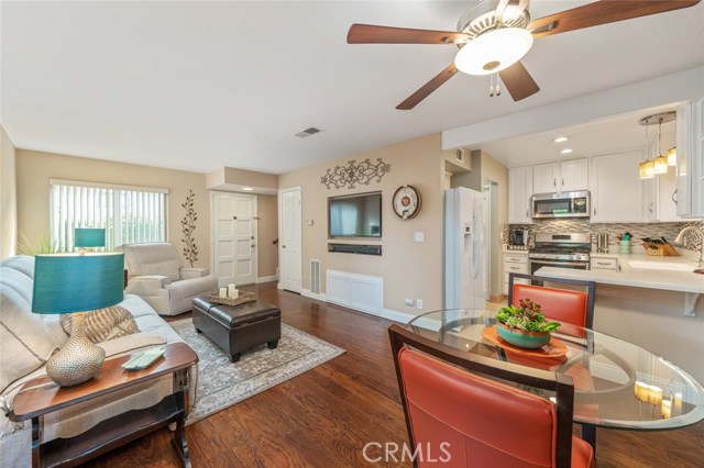 Photo of 217 S Plaza De Sueno, Anaheim Hills, CA 92807