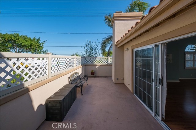 2014 Grant Avenue, Redondo Beach, California 90278, 3 Bedrooms Bedrooms, ,2 BathroomsBathrooms,Residential,Sold,Grant,SB19085077