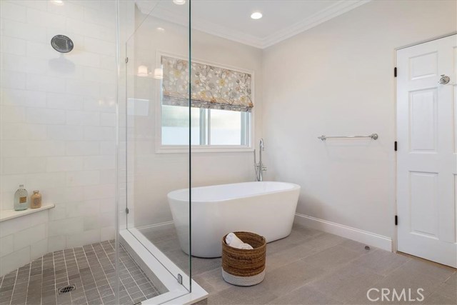 Master bath with new tub