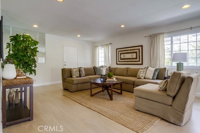 2051 Summerland Street, Rancho Palos Verdes, California 90275, 3 Bedrooms Bedrooms, ,1 BathroomBathrooms,Residential,Sold,Summerland,SB18022522