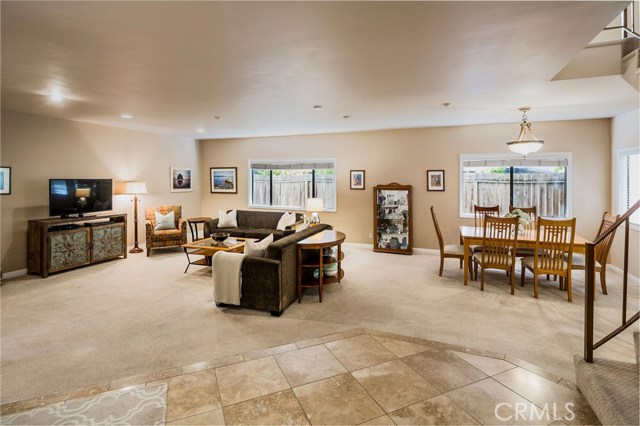 105 Irena Avenue, Redondo Beach, California 90277, 3 Bedrooms Bedrooms, ,2 BathroomsBathrooms,Residential,Sold,Irena,SB19074673