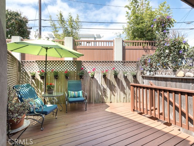 Newly stained deck facing West/ Quiet side of complex