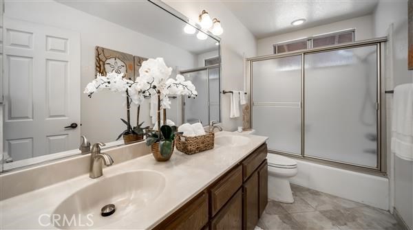 2100 Oak Avenue, Manhattan Beach, California 90266, 3 Bedrooms Bedrooms, ,2 BathroomsBathrooms,Residential,Sold,Oak,SB20253347