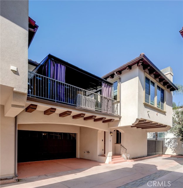 2619 Carnegie Lane, Redondo Beach, California 90278, 3 Bedrooms Bedrooms, ,2 BathroomsBathrooms,Residential,Sold,Carnegie,PV20221187