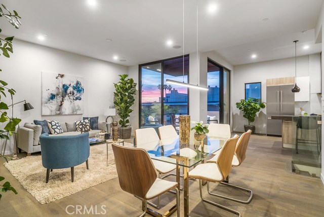 1832 Pacific Coast Highway, Hermosa Beach, California 90254, 3 Bedrooms Bedrooms, ,3 BathroomsBathrooms,Residential,Sold,Pacific Coast Highway,SB18123044
