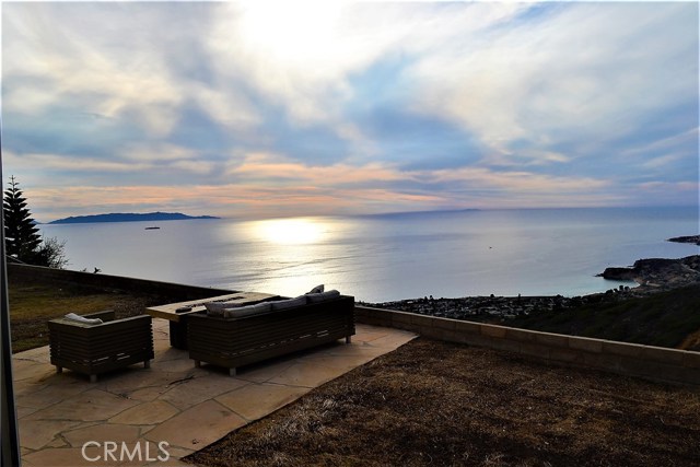 30459 Ganado Drive, Rancho Palos Verdes, California 90275, 3 Bedrooms Bedrooms, ,3 BathroomsBathrooms,Residential,Sold,Ganado,PV18275128