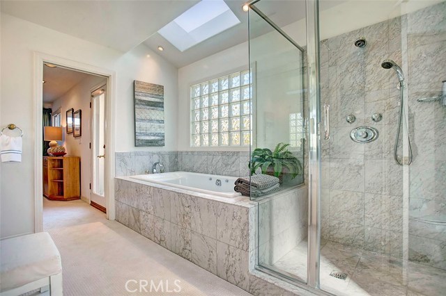 939 1st Street, Manhattan Beach, California 90266, 4 Bedrooms Bedrooms, ,4 BathroomsBathrooms,Residential,Sold,1st,SB17057614