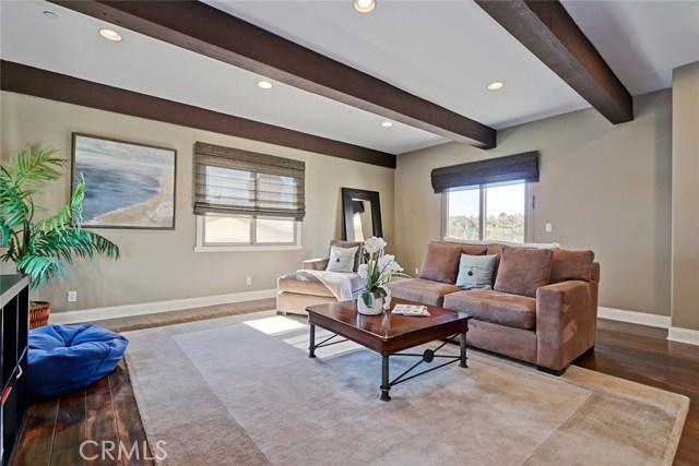 1931 Nelson Avenue, Redondo Beach, California 90278, 4 Bedrooms Bedrooms, ,4 BathroomsBathrooms,Residential,Sold,Nelson,SB18018453