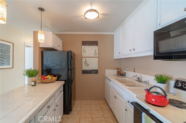 800 Camino Real, Redondo Beach, California 90277, 2 Bedrooms Bedrooms, ,2 BathroomsBathrooms,Residential,Sold,Camino Real,SB20200245