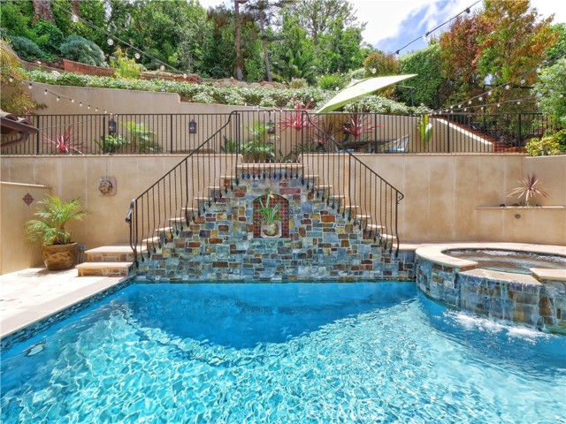 592 Via Almar, Palos Verdes Estates, California 90274, 4 Bedrooms Bedrooms, ,4 BathroomsBathrooms,Residential,Sold,Via Almar,SB21138248
