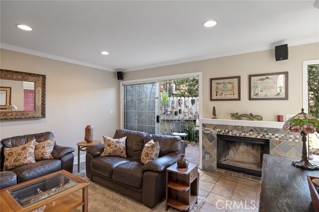 2109 Clark Lane, Redondo Beach, California 90278, 3 Bedrooms Bedrooms, ,3 BathroomsBathrooms,Residential,Sold,Clark,SB21030840