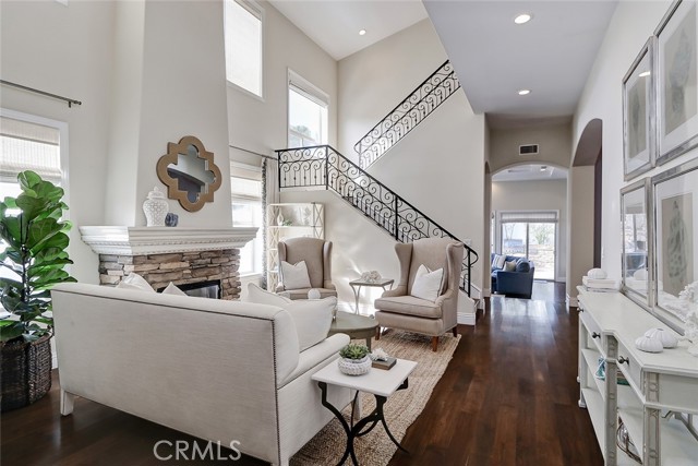 579 29th Street, Manhattan Beach, California 90266, 5 Bedrooms Bedrooms, ,4 BathroomsBathrooms,Residential,Sold,29th,SB21057562