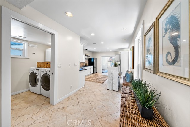 906 3rd Street, Hermosa Beach, California 90254, 2 Bedrooms Bedrooms, ,1 BathroomBathrooms,Residential,Sold,3rd,SB21101550