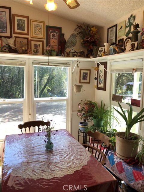 Breakfast area off kitchen