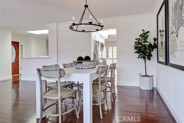 13 Laurel, Manhattan Beach, California 90266, 3 Bedrooms Bedrooms, ,1 BathroomBathrooms,Residential,Sold,Laurel,SB19057635