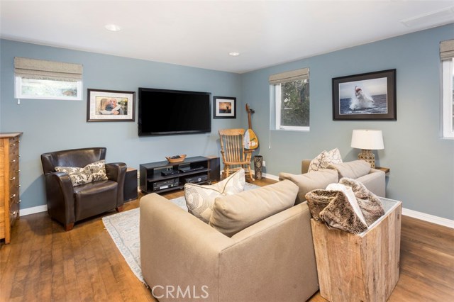 125 4th Street, Hermosa Beach, California 90254, 4 Bedrooms Bedrooms, ,3 BathroomsBathrooms,Residential,Sold,4th,SB18054270