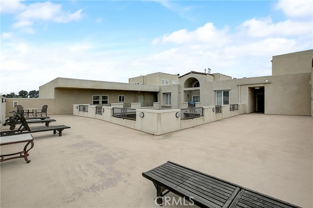 2 Bed Home for Sale in Sherman Oaks, California