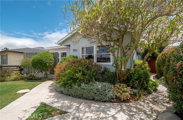 2306 Graham Avenue, Redondo Beach, California 90278, 2 Bedrooms Bedrooms, ,2 BathroomsBathrooms,Residential,Sold,Graham,PW20085623