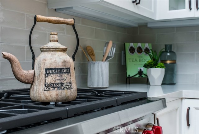 105 Juanita Avenue, Redondo Beach, California 90277, 4 Bedrooms Bedrooms, ,3 BathroomsBathrooms,Residential,Sold,Juanita,SB17254045