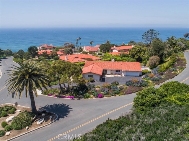 720 Paseo Del Mar, Palos Verdes Estates, California 90274, 3 Bedrooms Bedrooms, ,1 BathroomBathrooms,Residential,Sold,Paseo Del Mar,SB17060491