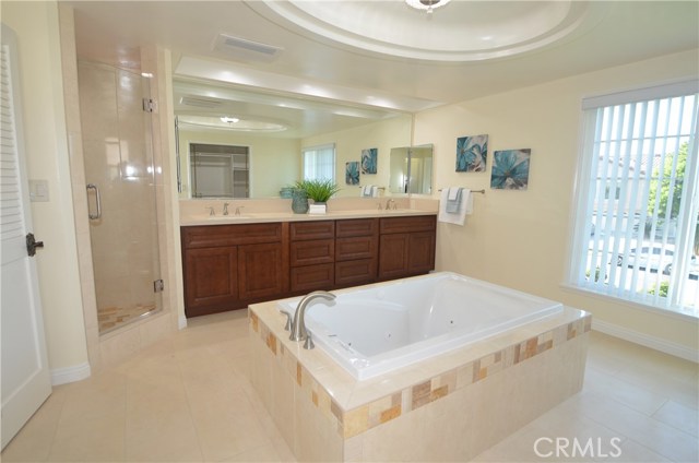 34 Country Lane, Rolling Hills Estates, California 90274, 4 Bedrooms Bedrooms, ,4 BathroomsBathrooms,Residential,Sold,Country,PV18219056