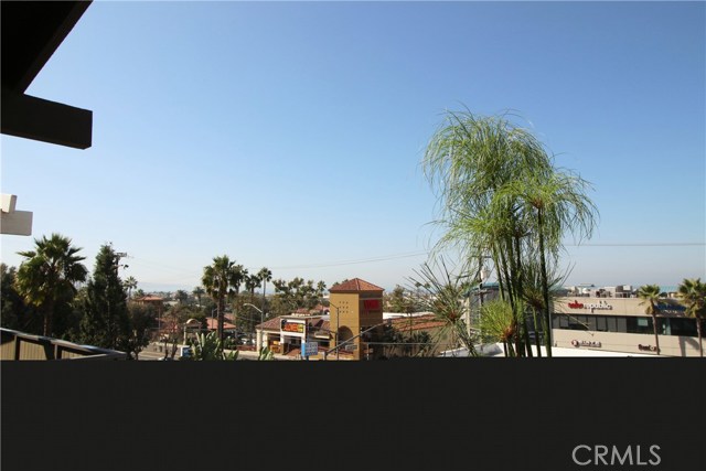 1623 RAYMOND AVENUE, Hermosa Beach, California 90254, 3 Bedrooms Bedrooms, ,2 BathroomsBathrooms,Residential,Sold,RAYMOND AVENUE,SB19254248