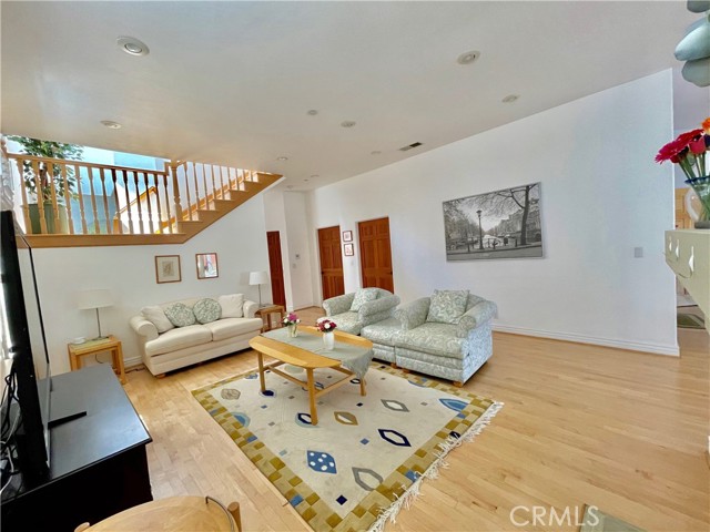 808 Juanita Avenue, Redondo Beach, California 90277, 5 Bedrooms Bedrooms, ,3 BathroomsBathrooms,Residential,Sold,Juanita,IN21096343