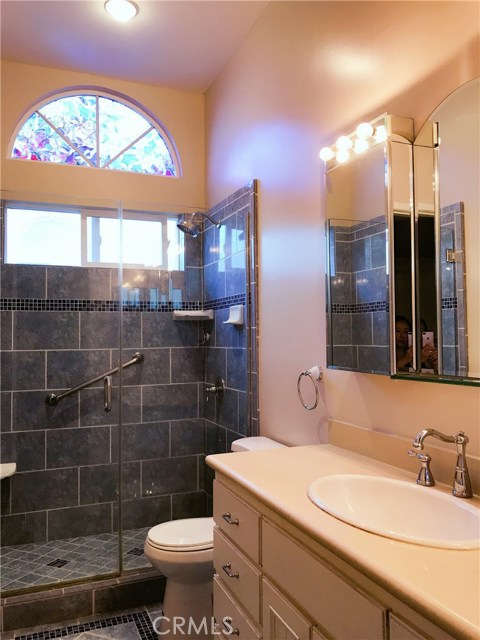 142 Aspen Way, Rolling Hills Estates, California 90274, 3 Bedrooms Bedrooms, ,1 BathroomBathrooms,Residential,Sold,Aspen,AR17193467