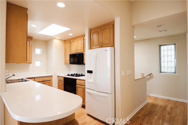 4010 Ocean Drive, Manhattan Beach, California 90266-4309, 2 Bedrooms Bedrooms, ,1 BathroomBathrooms,Residential,Sold,Ocean,SB20109555