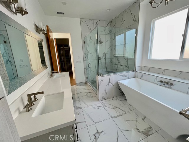 1926 Ruhland Ave., Redondo Beach, California 90278, 4 Bedrooms Bedrooms, ,3 BathroomsBathrooms,Residential,Sold,Ruhland Ave.,SB20256943