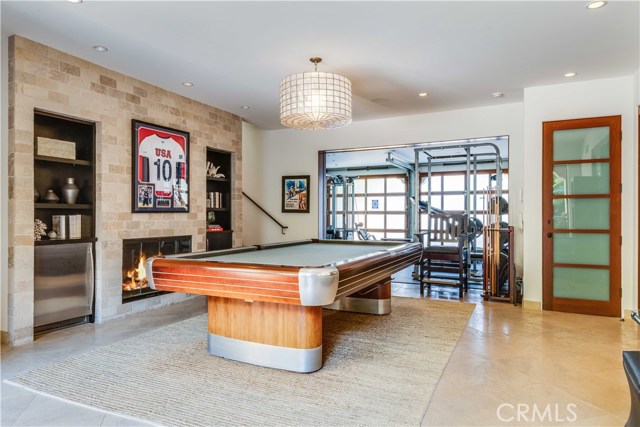 3305 Pine Avenue, Manhattan Beach, California 90266, 4 Bedrooms Bedrooms, ,1 BathroomBathrooms,Residential,Sold,Pine,SB20042109