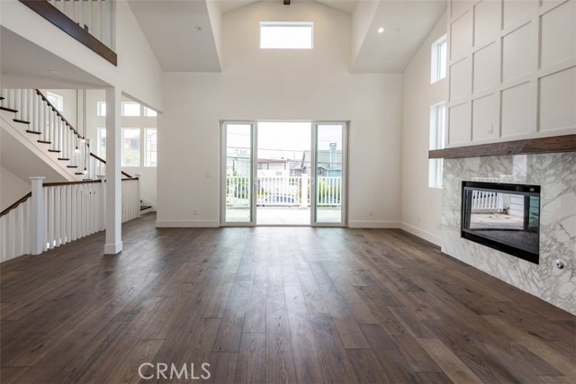 223 Lucia, Redondo Beach, California 90277, 4 Bedrooms Bedrooms, ,3 BathroomsBathrooms,Residential,Sold,Lucia,SB18143397