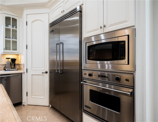 441 1st Street, Manhattan Beach, California 90266, 5 Bedrooms Bedrooms, ,4 BathroomsBathrooms,Residential,Sold,1st,SB19263313