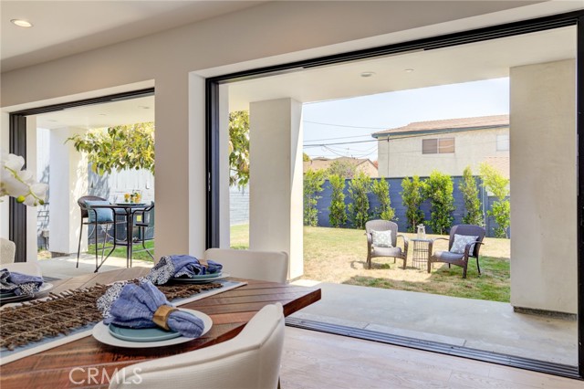 1130 21st Street, Manhattan Beach, California 90266, 5 Bedrooms Bedrooms, ,4 BathroomsBathrooms,Residential,Sold,21st,SB21098347