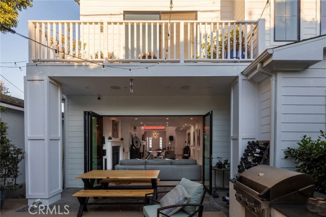 1405 Oak Avenue, Manhattan Beach, California 90266, 4 Bedrooms Bedrooms, ,4 BathroomsBathrooms,Residential,Sold,Oak,SB20231748