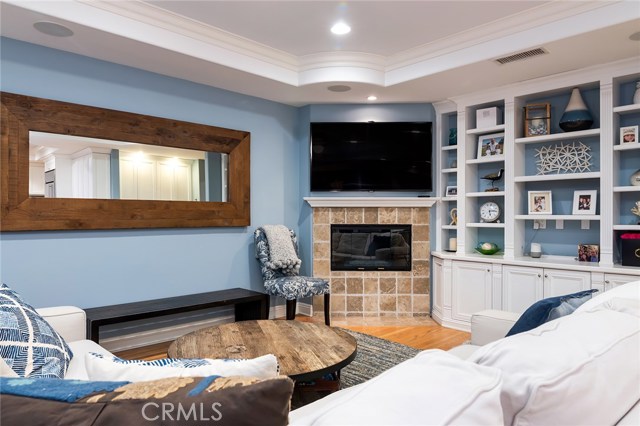 591 26th Street, Manhattan Beach, California 90266, 5 Bedrooms Bedrooms, ,3 BathroomsBathrooms,Residential,Sold,26th,SB20016048