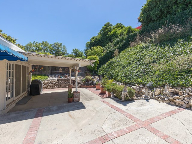 2055 Dorado Drive, Rancho Palos Verdes, California 90275, 3 Bedrooms Bedrooms, ,2 BathroomsBathrooms,Residential,Sold,Dorado,PV20161821