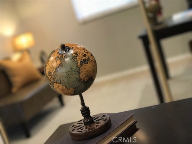 700 Esplanade, Redondo Beach, California 90277, 2 Bedrooms Bedrooms, ,2 BathroomsBathrooms,Residential,Sold,Esplanade,PW17170897