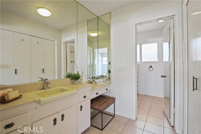 2154 Santa Rena Drive, Rancho Palos Verdes, California 90275, 3 Bedrooms Bedrooms, ,1 BathroomBathrooms,Residential,Sold,Santa Rena,PV19237927