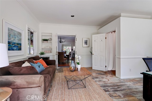 1930 Robinson Street, Redondo Beach, California 90278, 3 Bedrooms Bedrooms, ,3 BathroomsBathrooms,Residential,Sold,Robinson,SB19205802