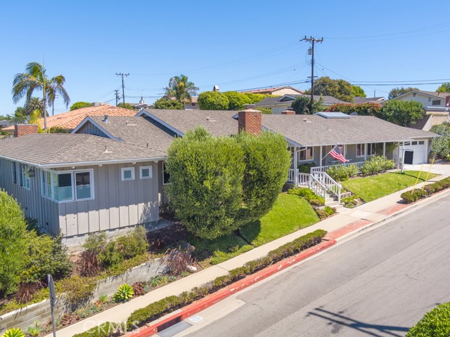 524 Meadows Avenue, Manhattan Beach, California 90266, 4 Bedrooms Bedrooms, ,3 BathroomsBathrooms,Residential,Sold,Meadows,SB20085070