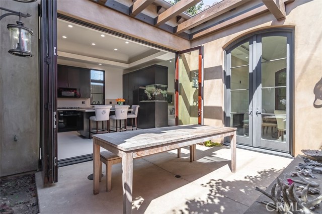 3617 Pacific Avenue, Manhattan Beach, California 90266, 5 Bedrooms Bedrooms, ,2 BathroomsBathrooms,Residential,Sold,Pacific,SB18228289